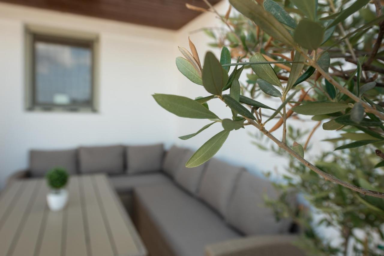 Terinikos Sunny Garden Hotel Junior Suites Ialysos  Buitenkant foto