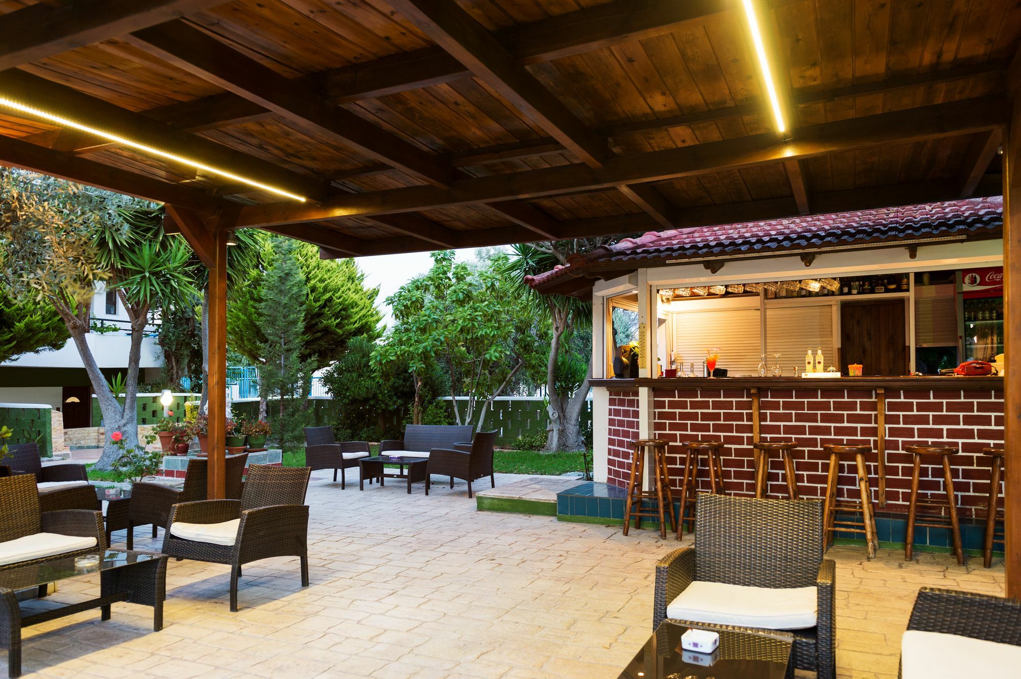 Terinikos Sunny Garden Hotel Junior Suites Ialysos  Buitenkant foto